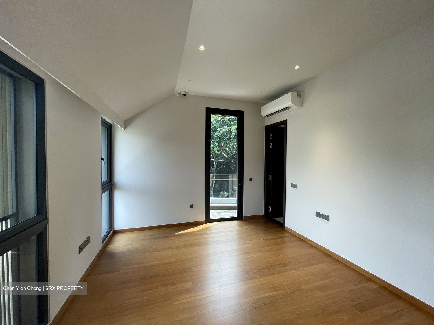 Greenbank Park (D21), Semi-Detached #599204711